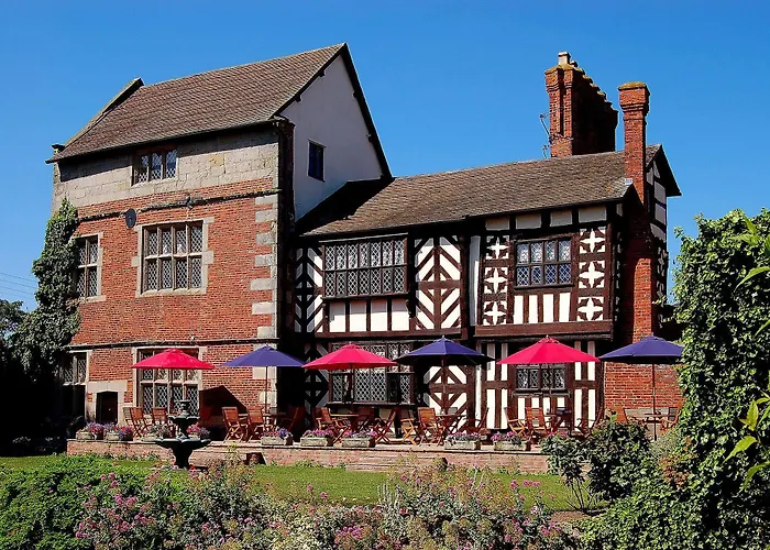 Albright Hussey Manor