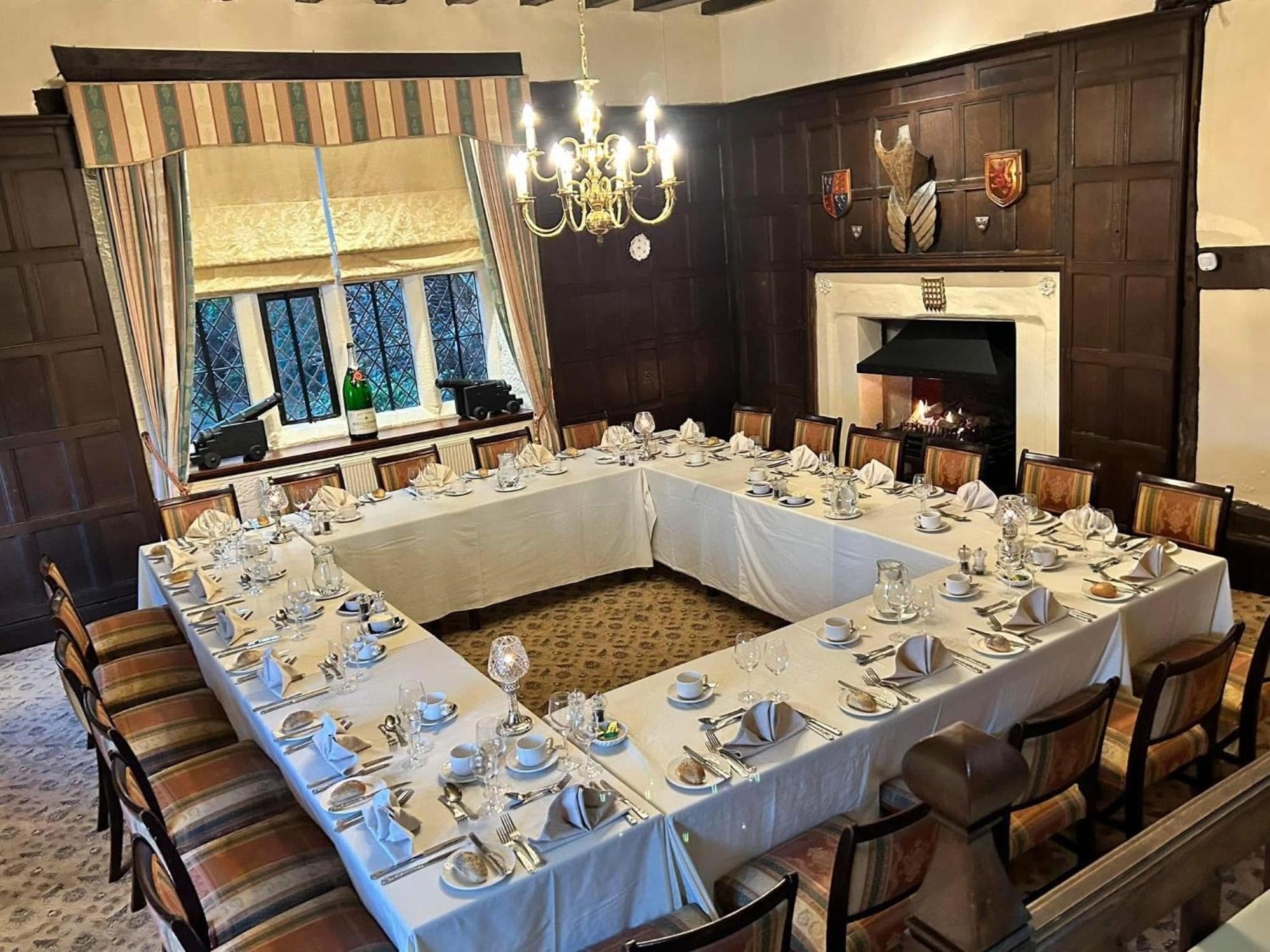 Albright Hussey Manor Hotel Hadnall