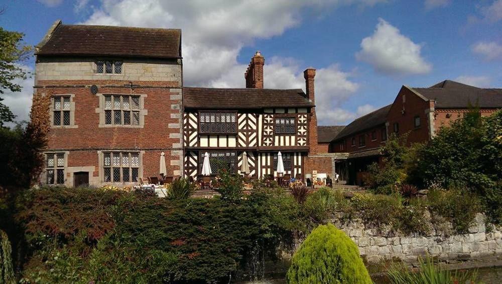 Albright Hussey Manor Hotel