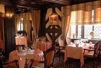 Albright Hussey Manor 4*